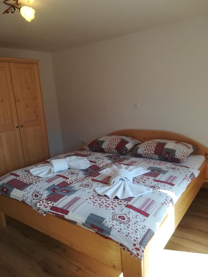 דירות בוהינסקה בלה Apartma Pr' Stengarju מראה חיצוני תמונה