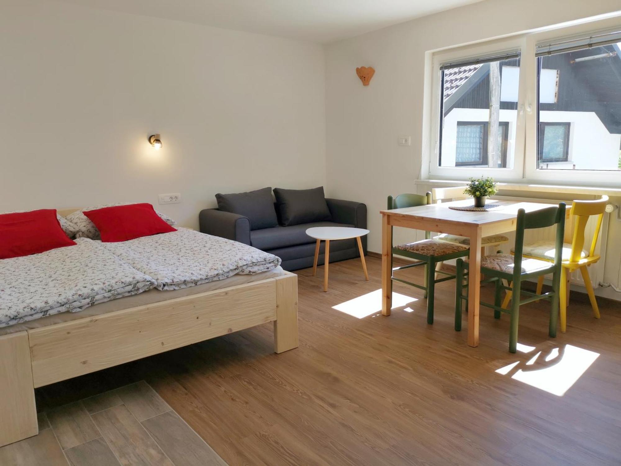 דירות בוהינסקה בלה Apartma Pr' Stengarju מראה חיצוני תמונה