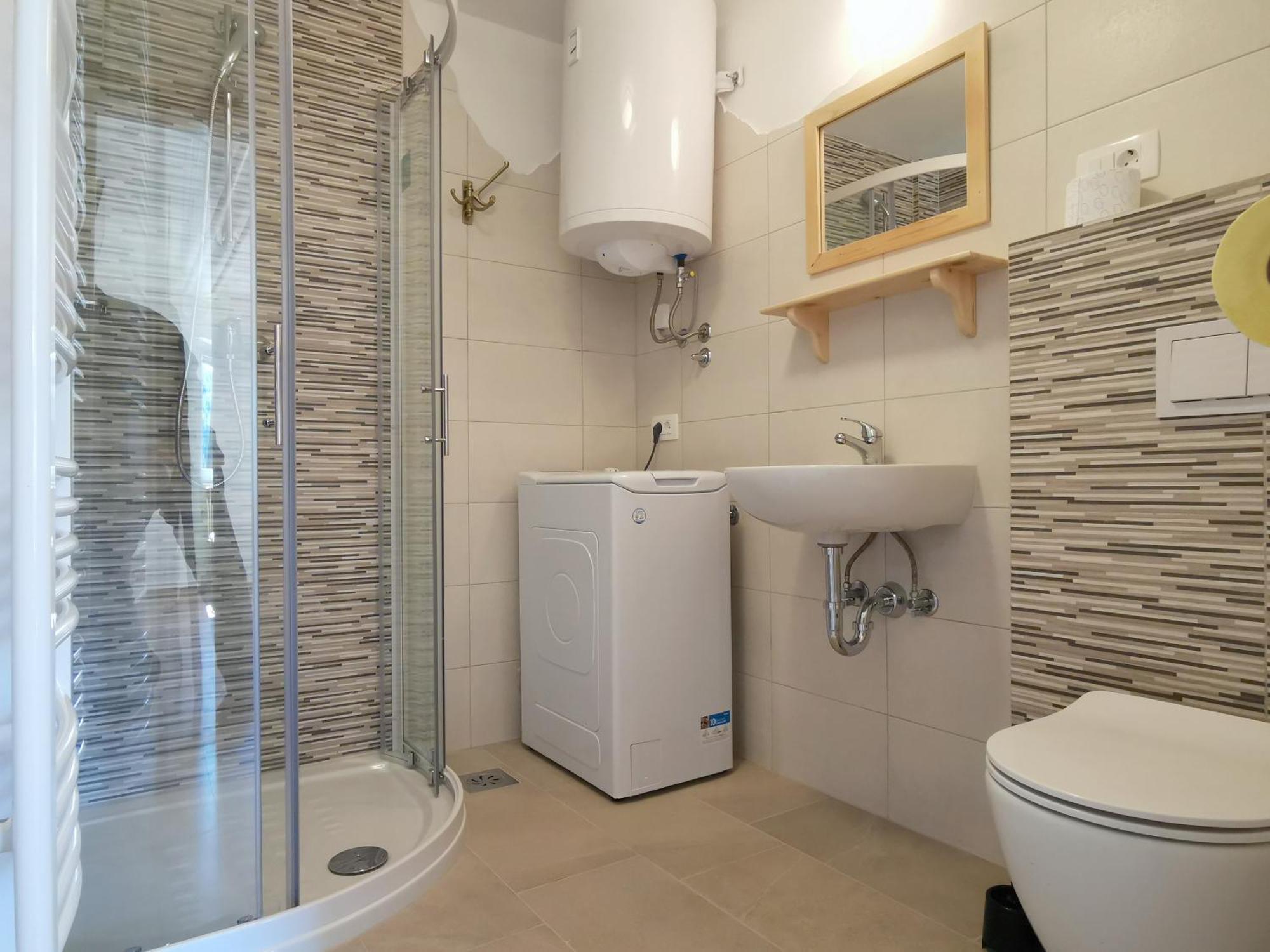 דירות בוהינסקה בלה Apartma Pr' Stengarju מראה חיצוני תמונה